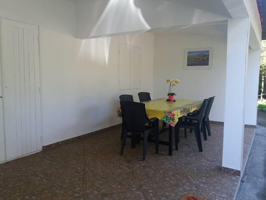 Location Saisonniere Le Clos Des Agrumes Sainte Anne Buitenkant foto