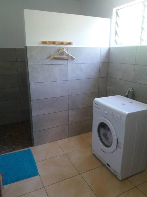 Location Saisonniere Le Clos Des Agrumes Sainte Anne Buitenkant foto